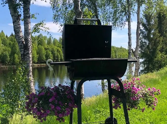 Lomavekarit منزل ريفي *